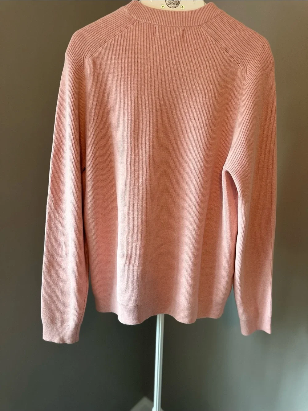 Banana Republic Men’s Pink Crewneck Sweater